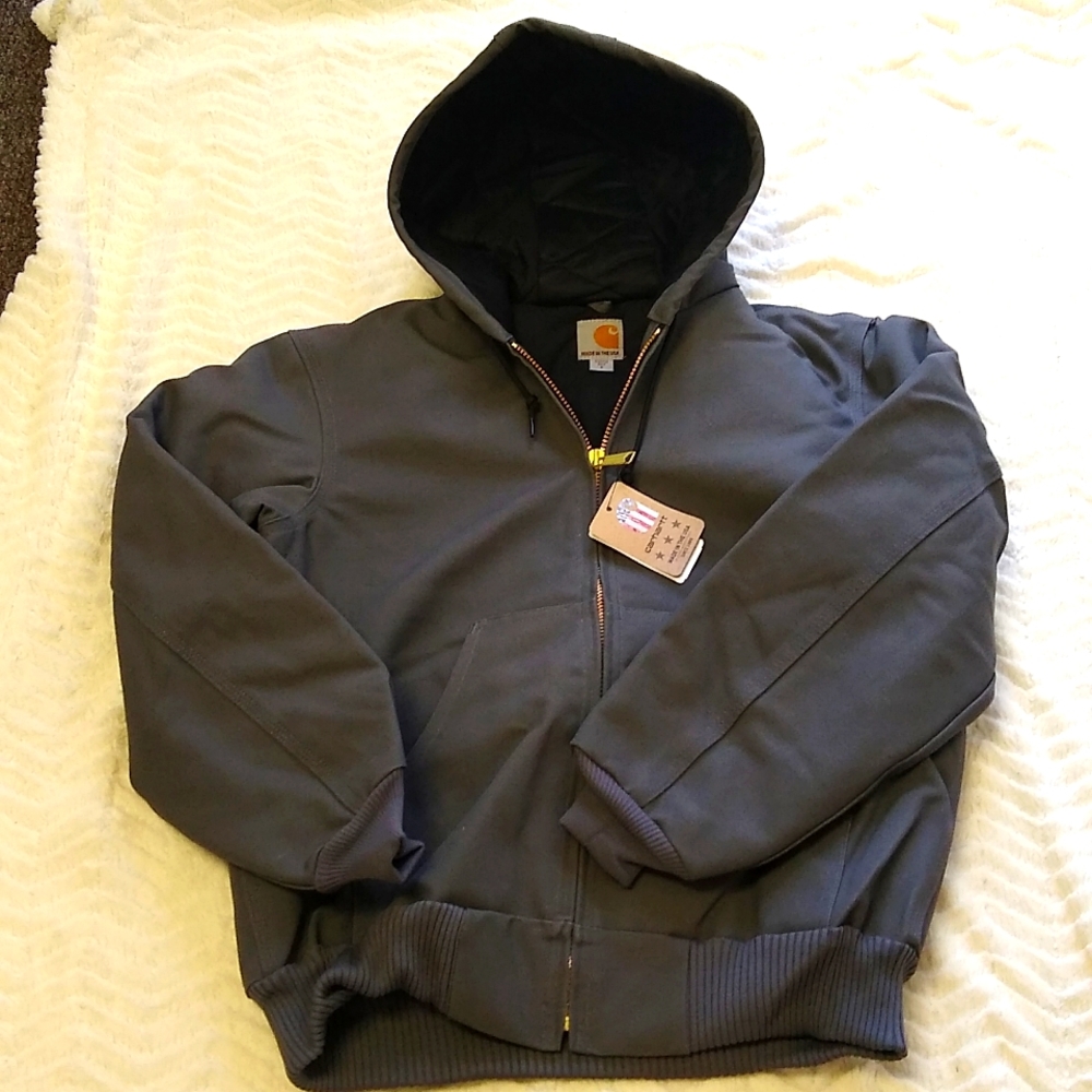 CARHARTT MEN'S QUILTED JACKET MADE IN USA!